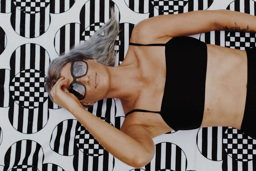 Flower check Beach Towel